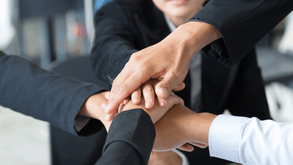 Modele wsp&oacute;łpracy w zakresie marketingu online